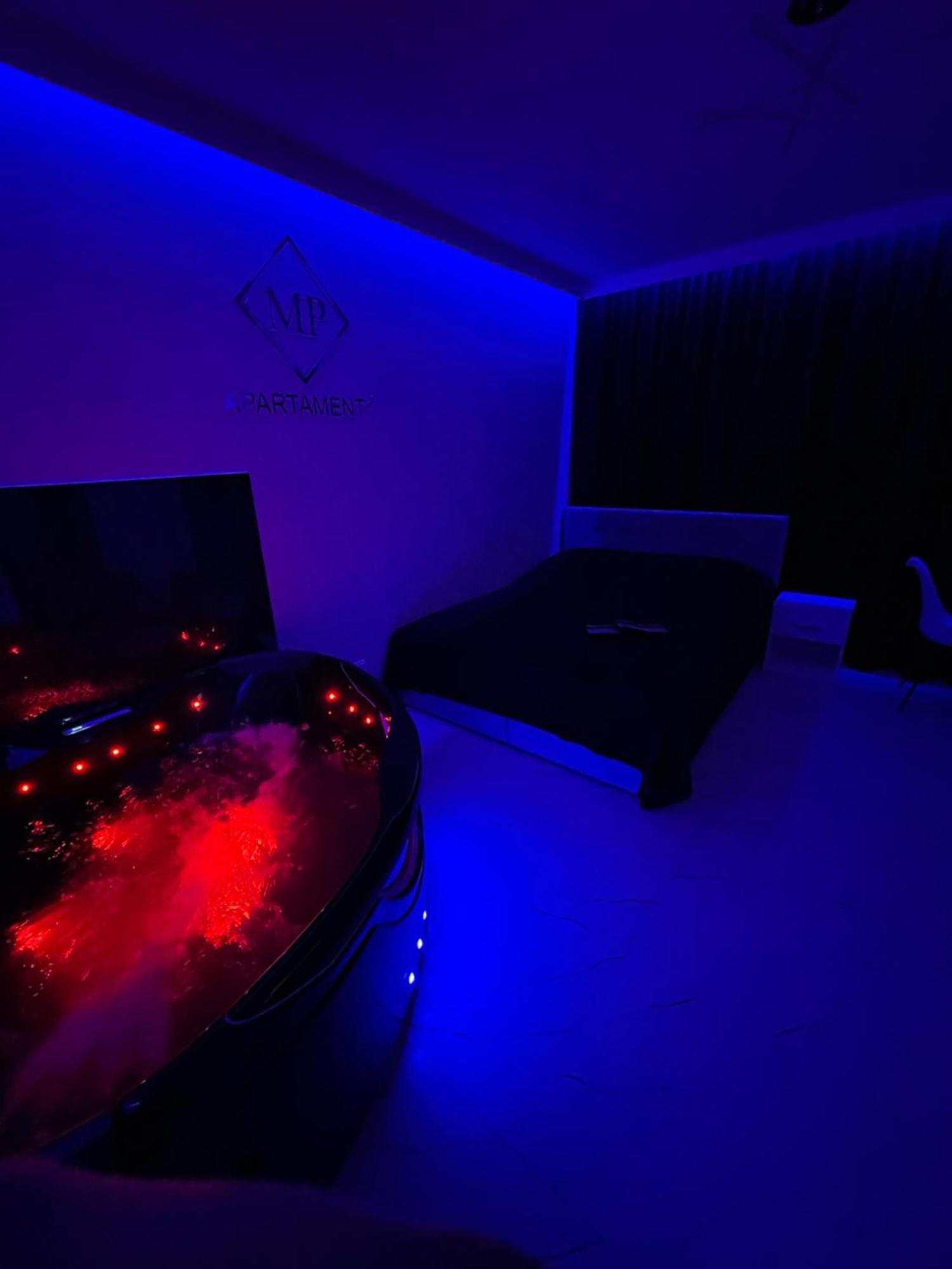 Mp Apartament 2 Bialystok Jacuzzi エクステリア 写真